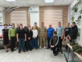 Свои герои. Вместе к победе!