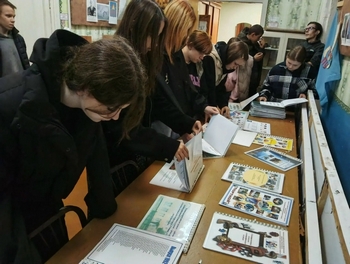Погружение в историю: первокурсники посетили музей нашего техникума